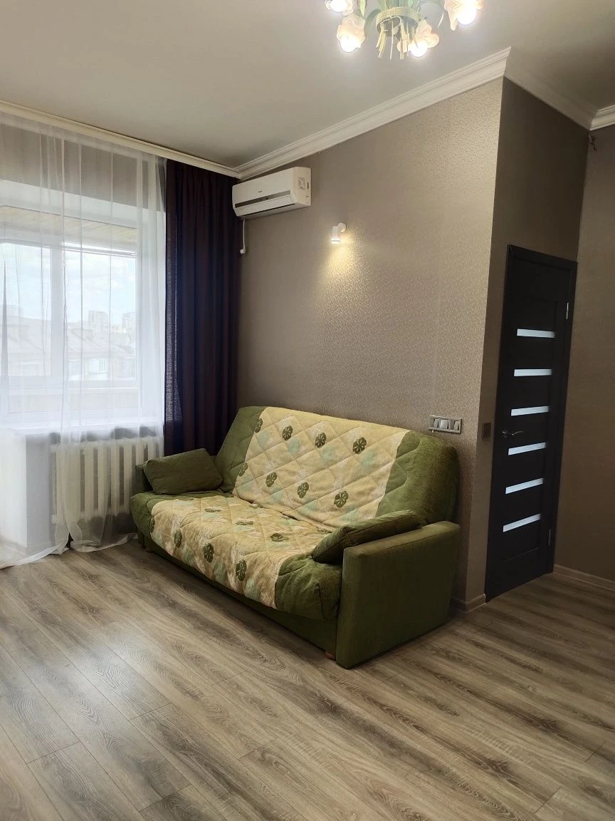 For Sale: Bright 2-Room Apartment on Chupryn Street