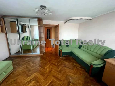 Apartment. Березняківська вул.