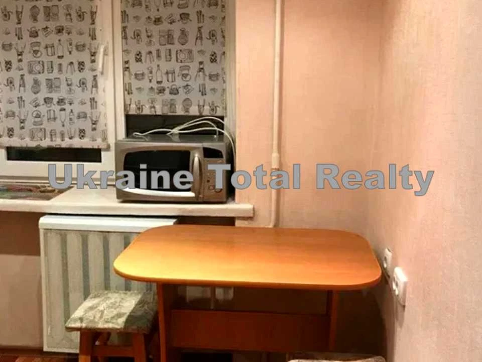 Apartment. Березняківська вул.