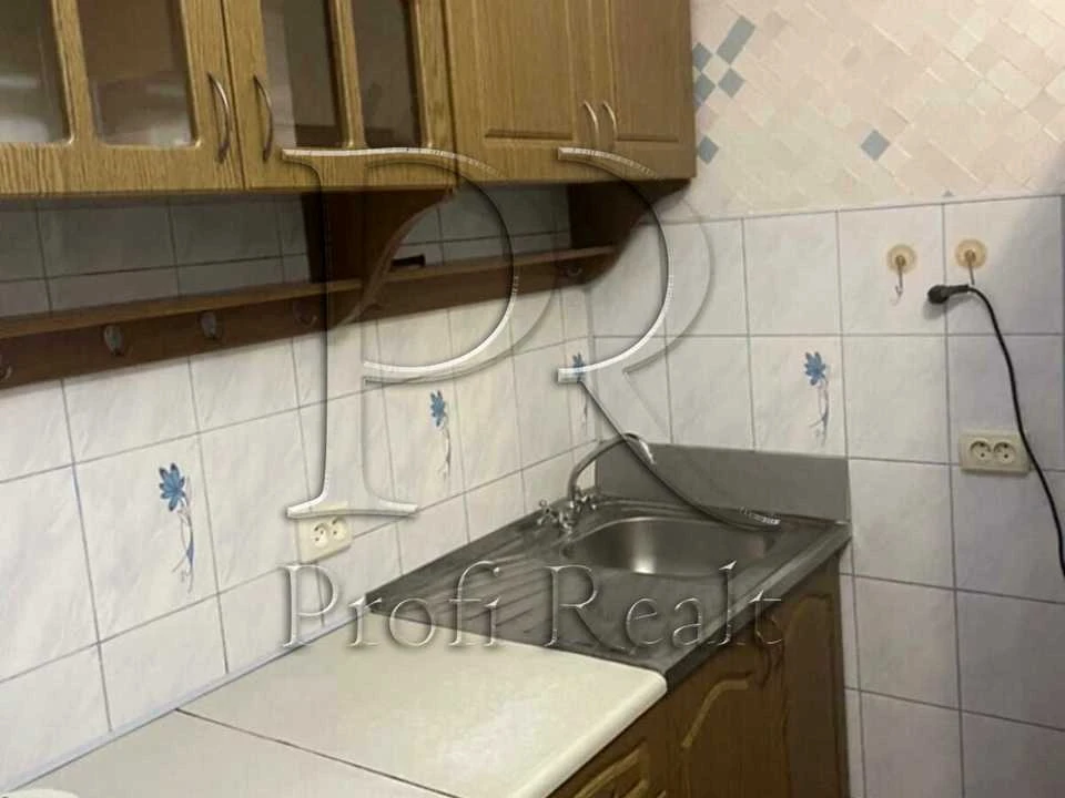 Apartment. Builderov Street, Kyiv