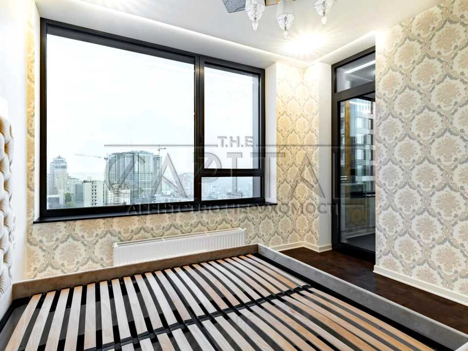 Apartment. Business Street, Kyiv