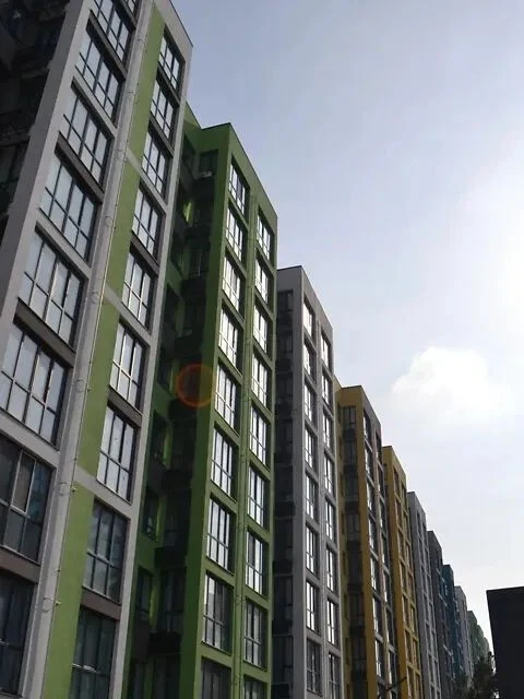 For sale apartment in a new building. Happy residential complex.