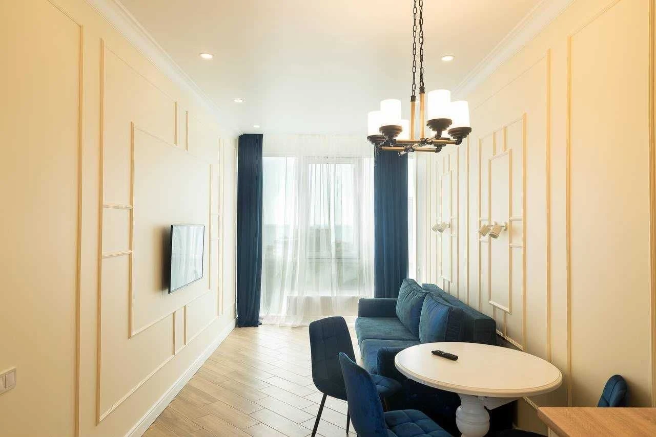 1-bedroom 54 sq.m apartment in the GREENWOOD residential complex. Designer renovation. View.