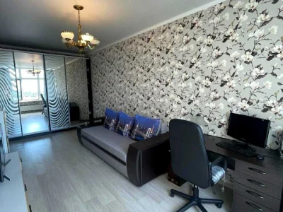 Apartment. Odessa, Perlinna St.