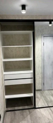 One-bedroom apartment near metro 23 August.