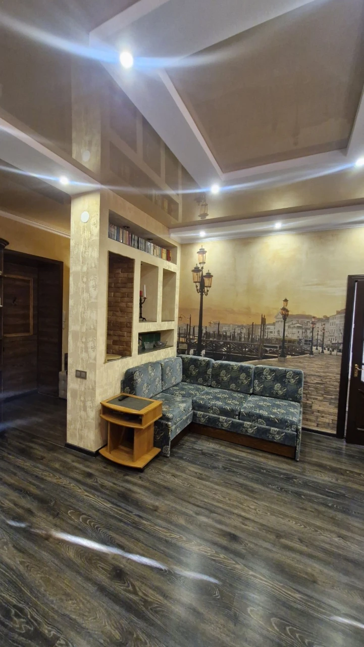 Продаж Евродвішки в Центрі міста