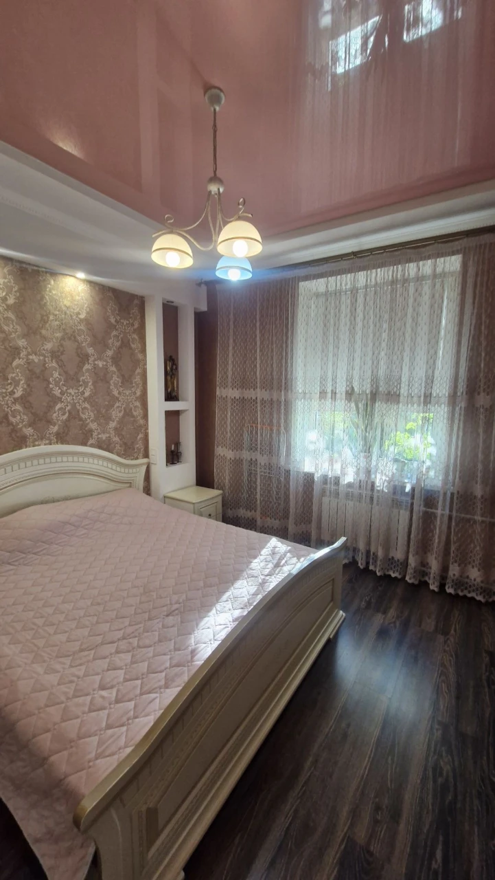 Продаж Евродвішки в Центрі міста