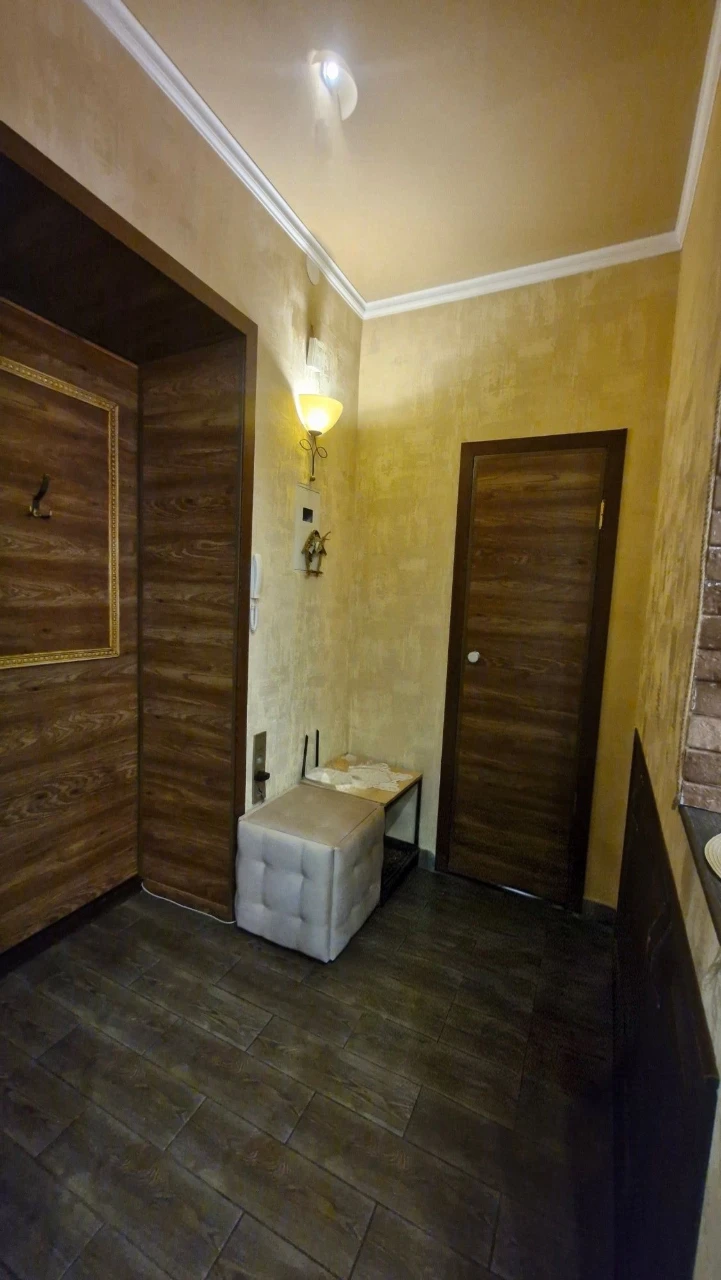 Продаж Евродвішки в Центрі міста