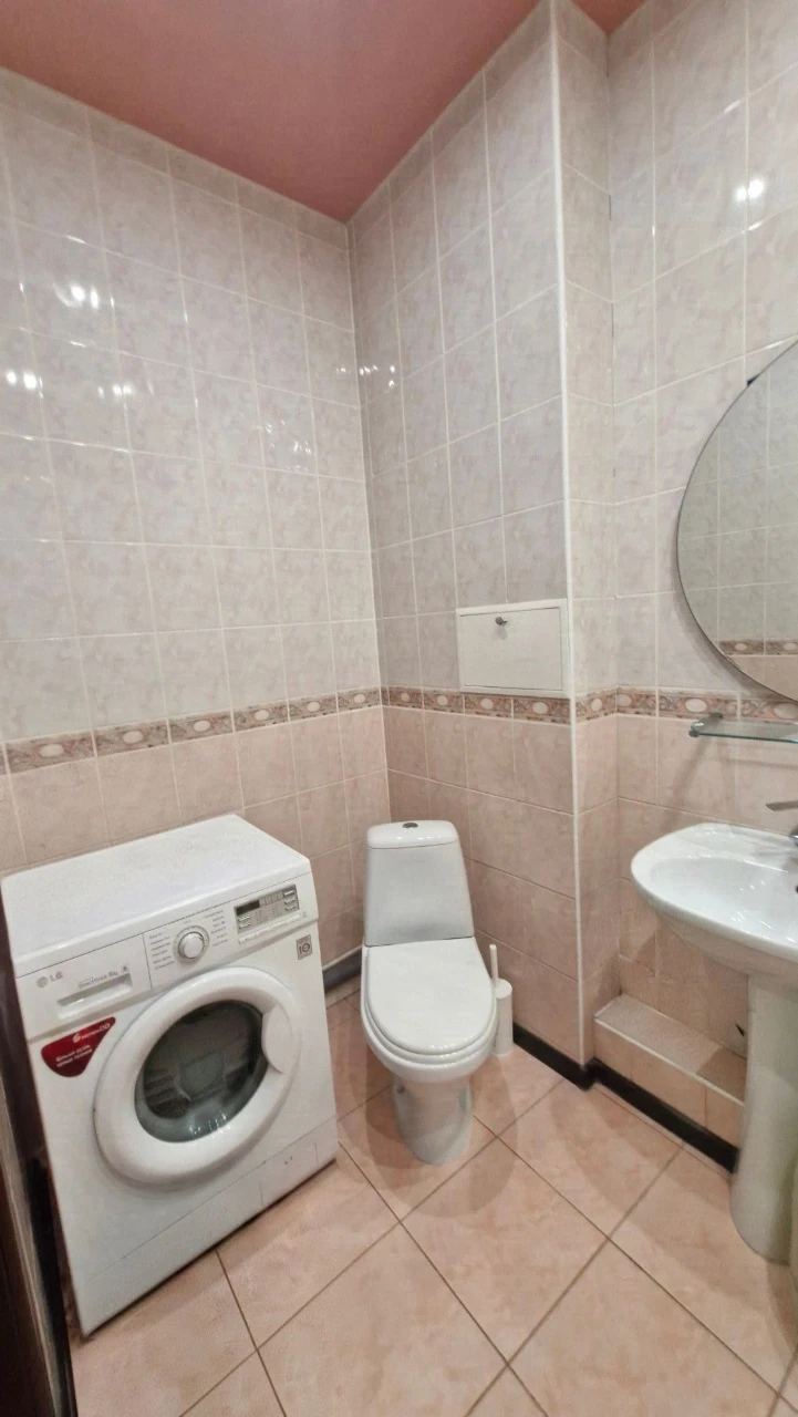 Продаж Евродвішки в Центрі міста
