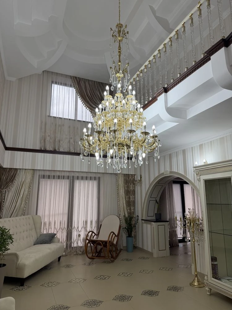 Чернівці продаж будинку 450м2 з ремонтом, район приміських !