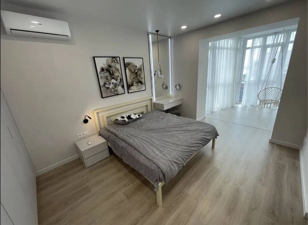 Apartment for Sale (74 m2) in ЖК Литейный, Успенская площадь