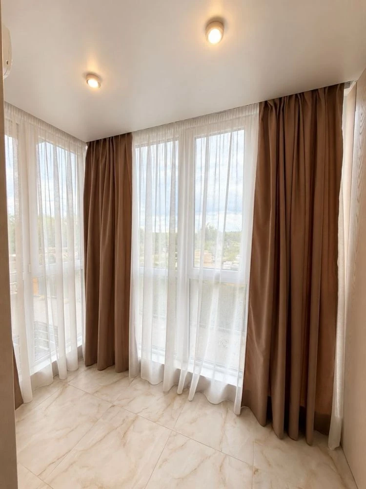 For Sale Apartment (42 sq m) in the "Shaslyvyi" residential complex, "Dafi" shopping center