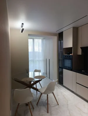For Sale Apartment (42 sq m) in the "Shaslyvyi" residential complex, "Dafi" shopping center