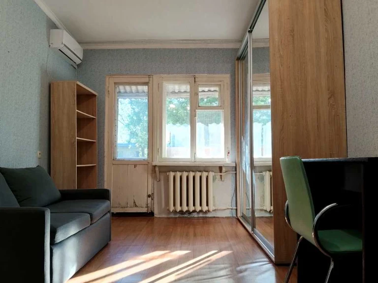 Apartment for sale. Odessa, Kosmonavtiv st.