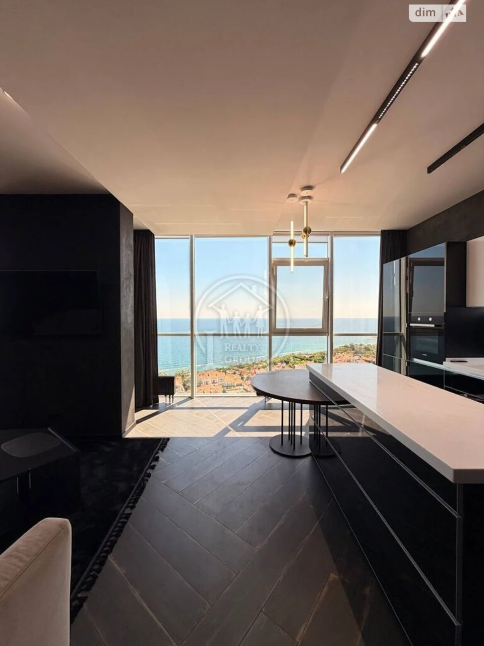 Long-Term Rental Apartment Arcadia