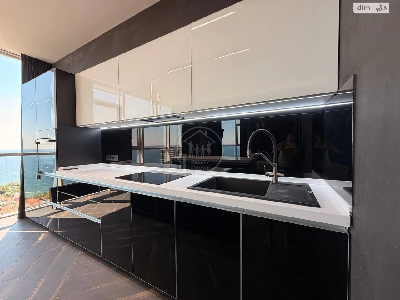 Long-Term Rental Apartment Arcadia