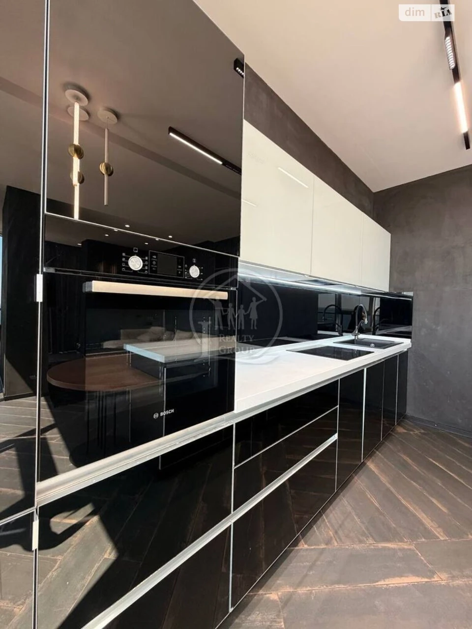 Long-Term Rental Apartment Arcadia