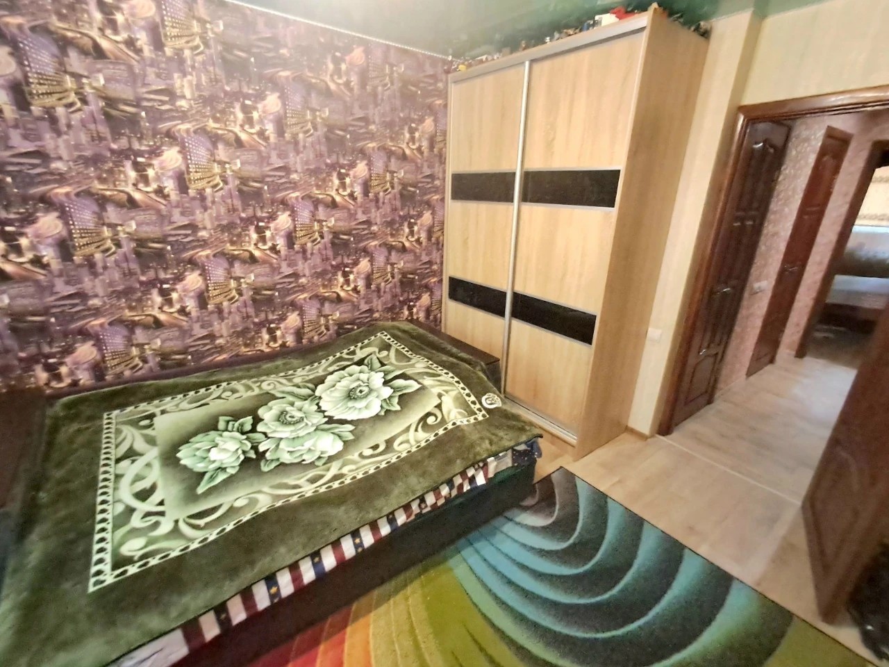Sale of a beautiful 3-room apartment with renovation. Furniture+appliances!