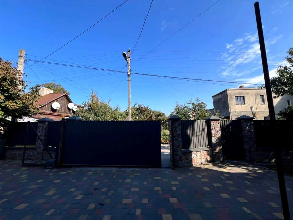Будинок. Луцьк, Акацієва вул.