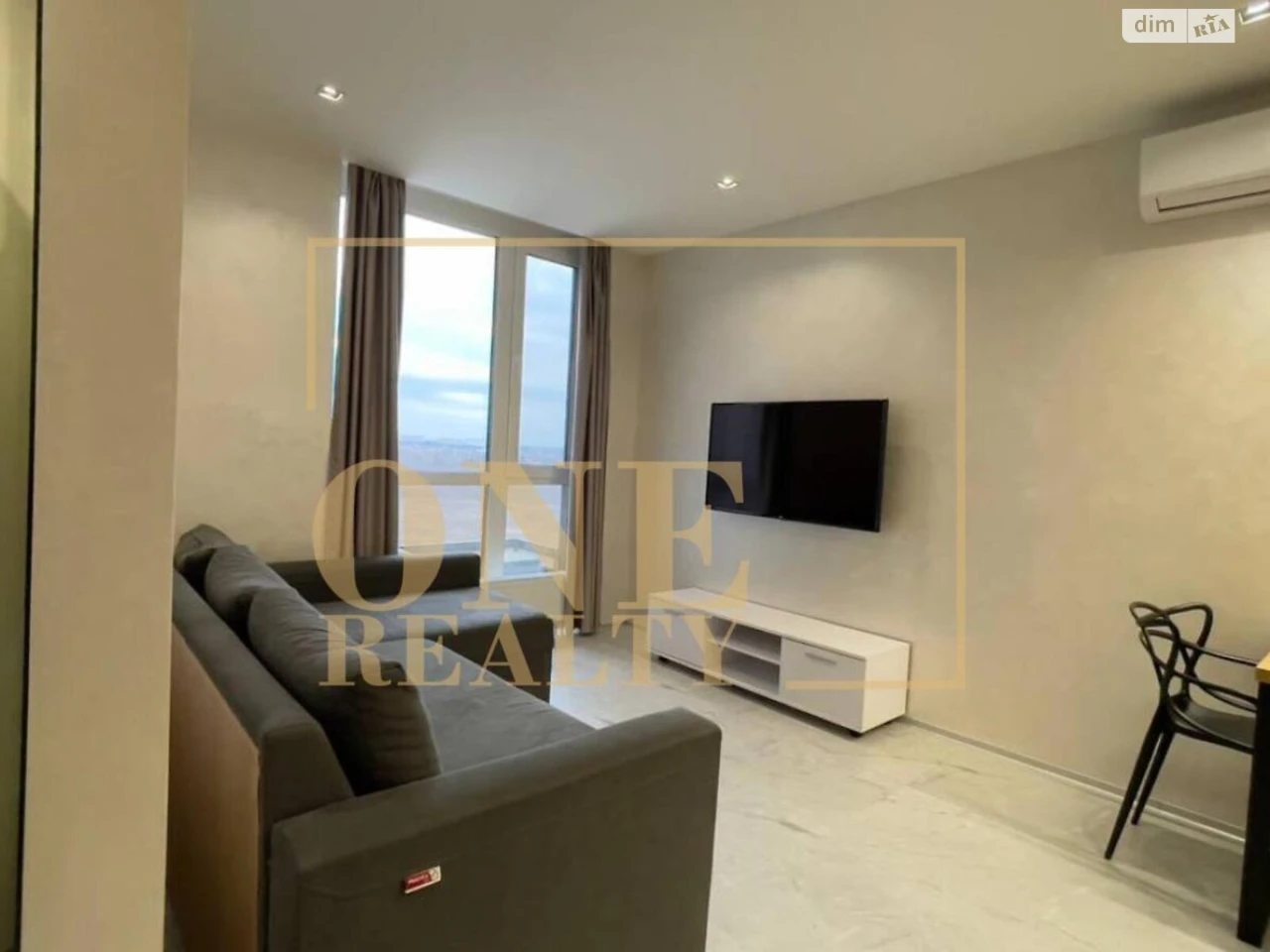 Long-Term Rental Apartment Podilsky