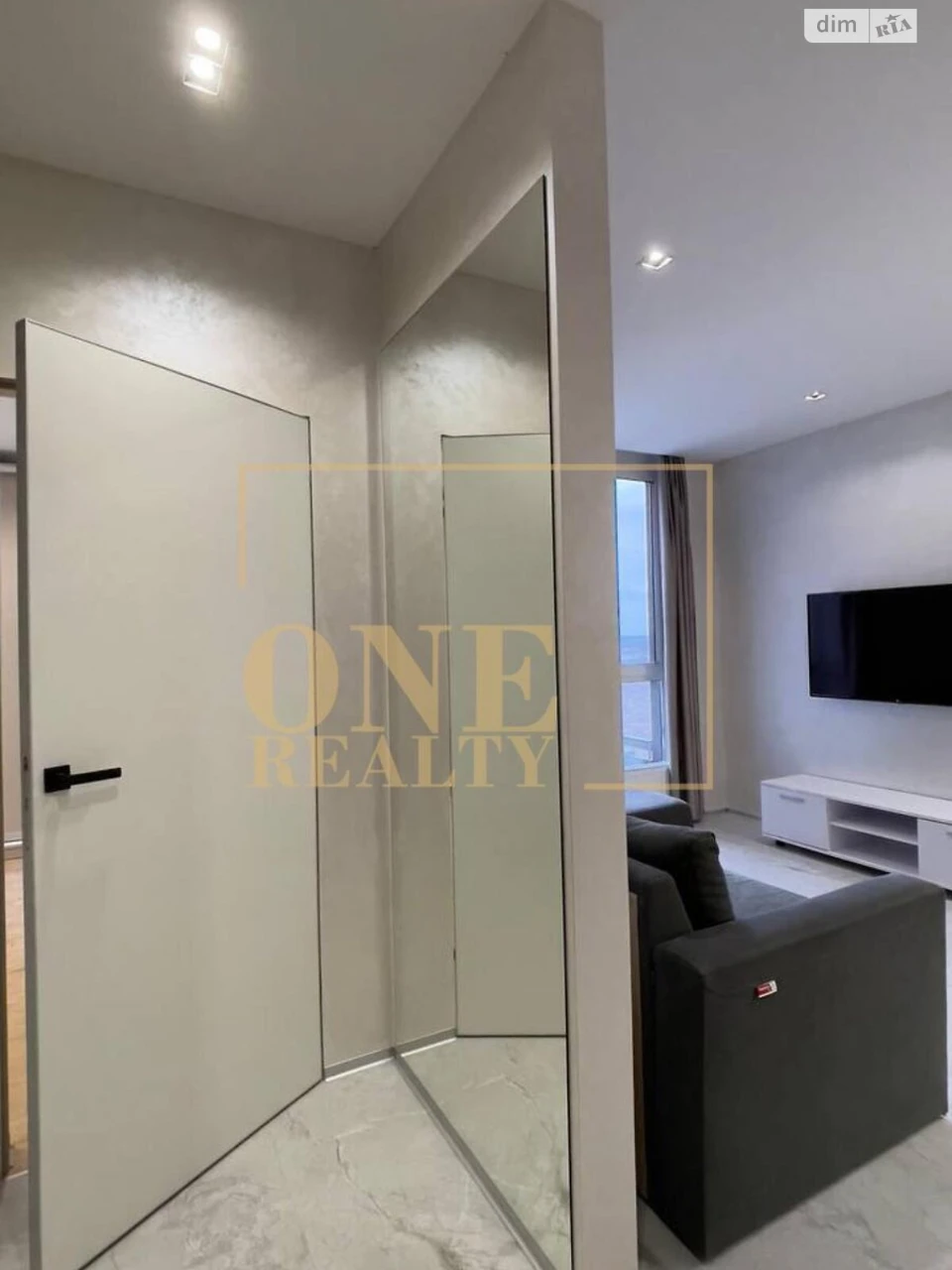 Long-Term Rental Apartment Podilsky