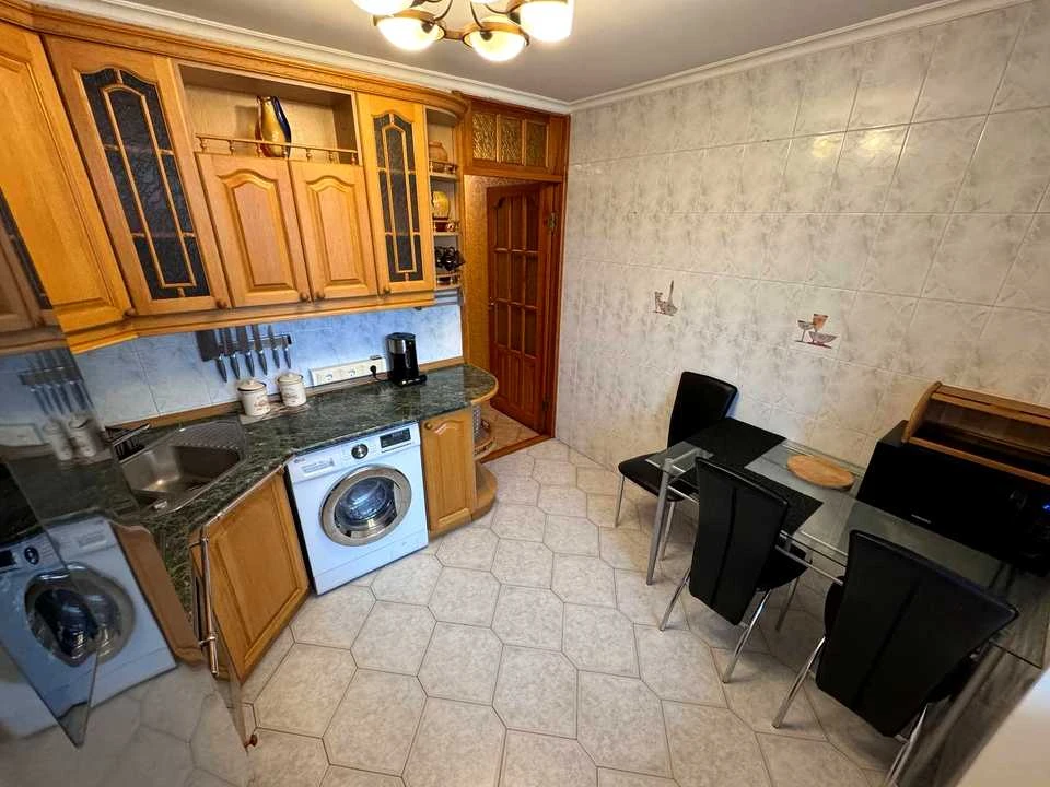 Квартира. Киев, улица Андрия Малишка