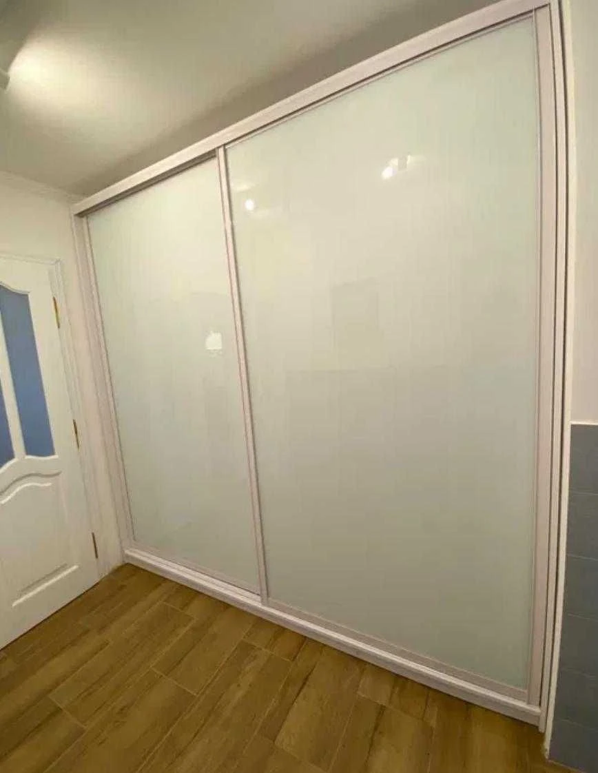Sale of a 3-bedroom apartment on Naukova Street