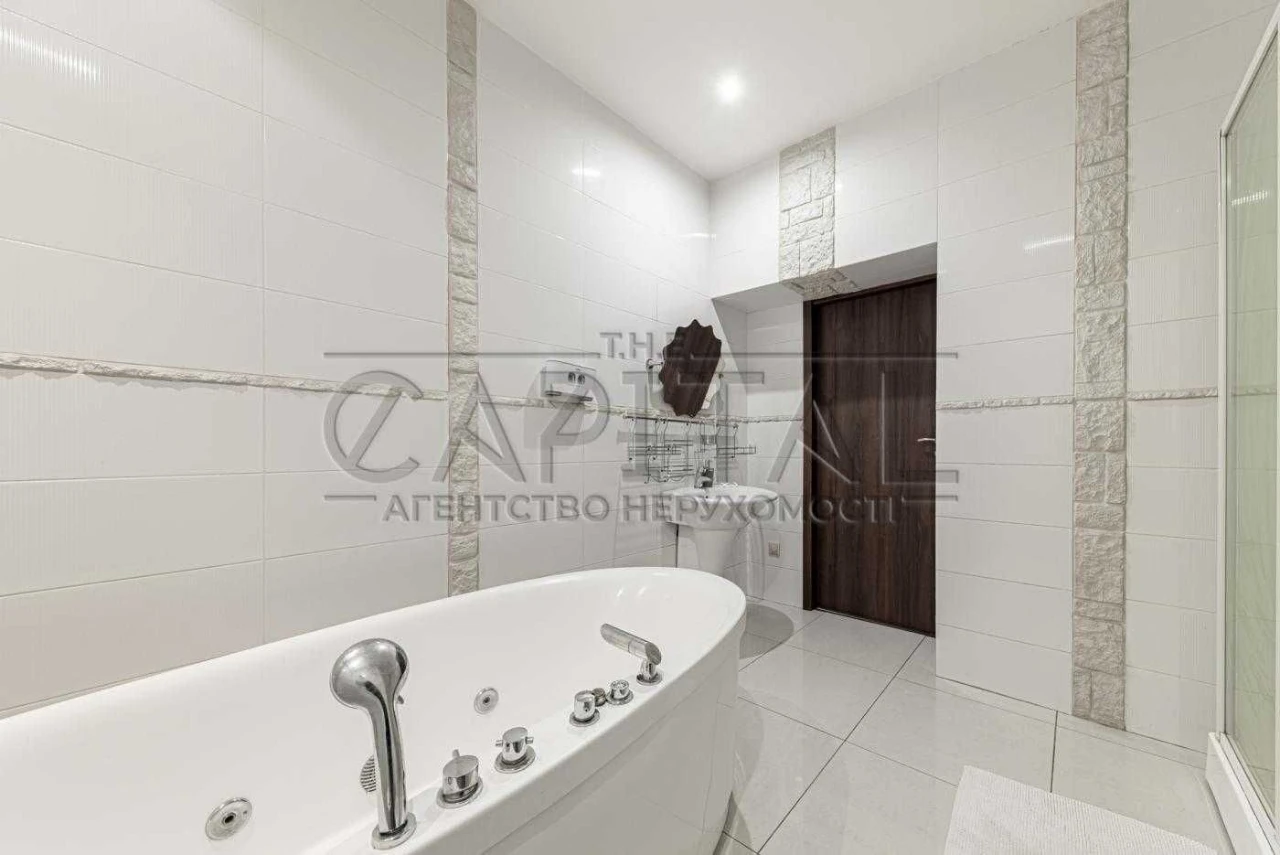 Продаж 3-кімнатної квартири 120 м² у ЖК Botanic Tower | вул.
