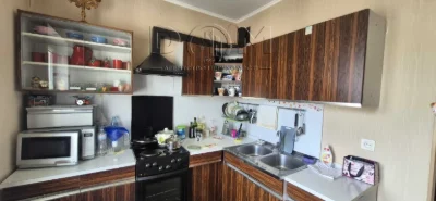 Sale. 1-bedroom apartment. Troyeshchina. O.Ekster 12. Being renovated.