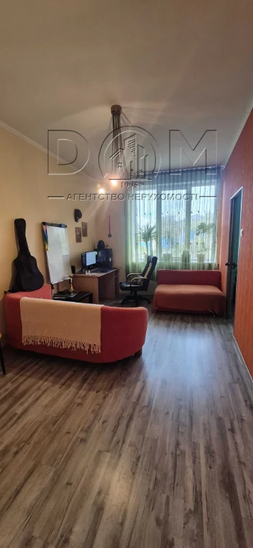 2-room apartment. Street Semen Paliy, 30/7. Renovation. Without%