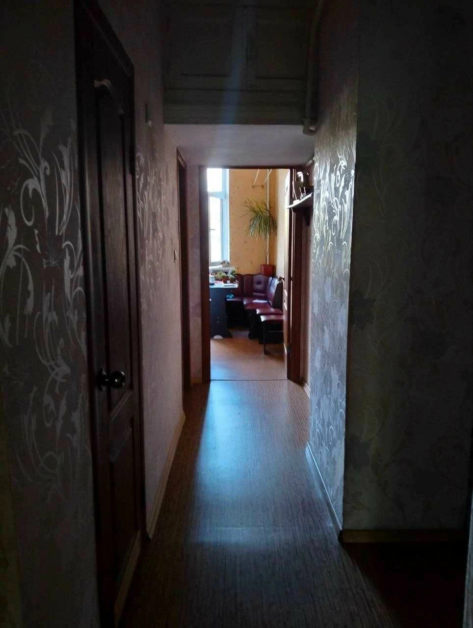 Продається 2-кімнатна квартира в Центральному районі.