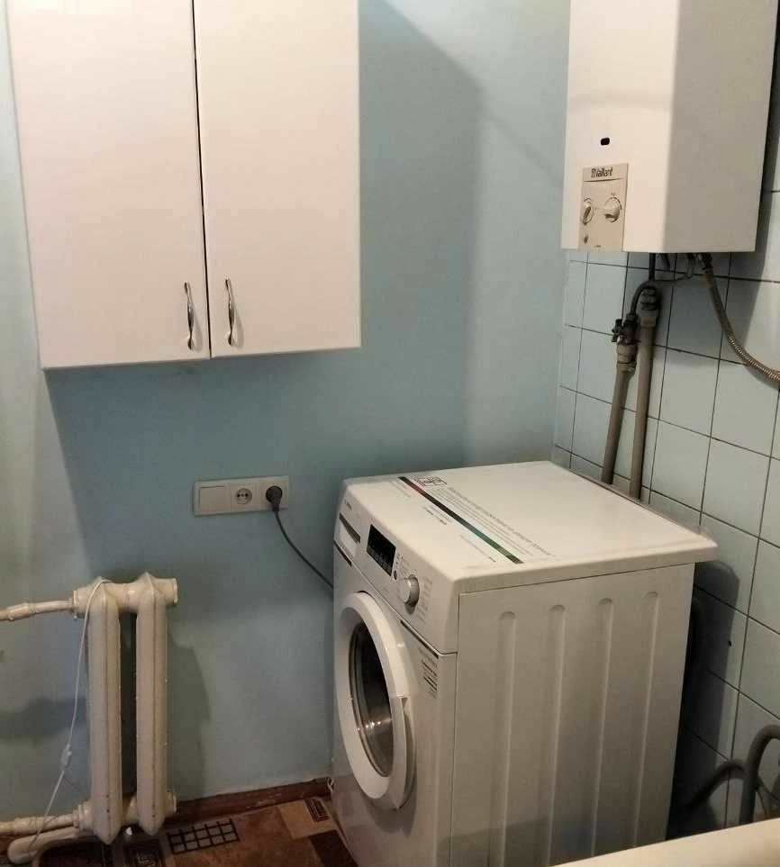 Продається 2-кімнатна квартира в Центральному районі.