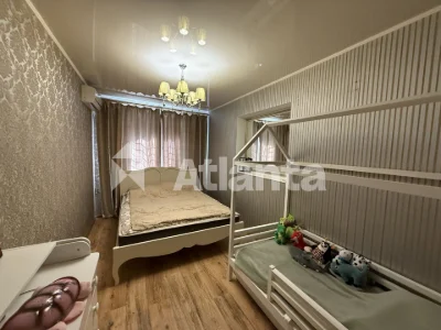 Престижный Лідерсовский бульвар! Квартира с потенциалом