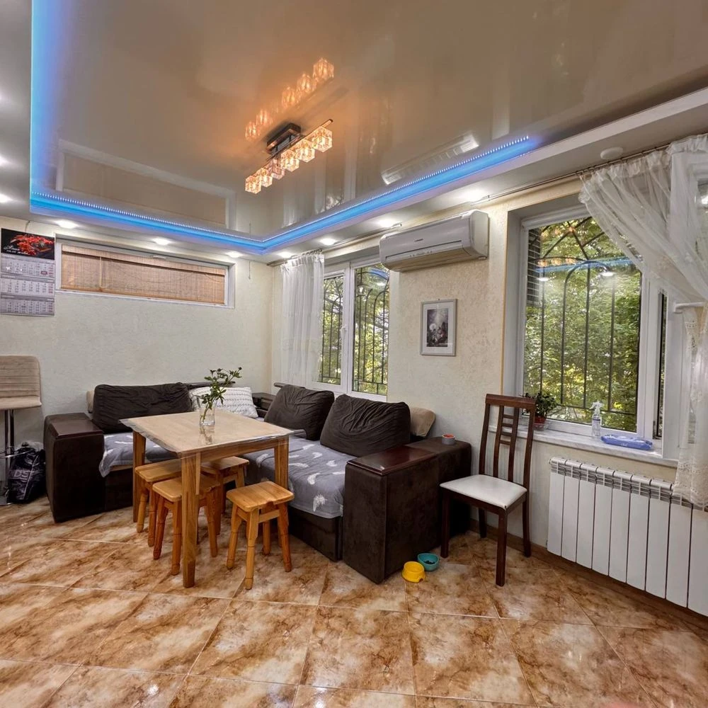 For Sale: 2-bedroom apartment in Cheremushki - Heroes Street