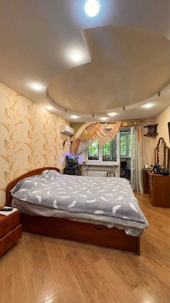 For Sale: 2-bedroom apartment in Cheremushki - Heroes Street