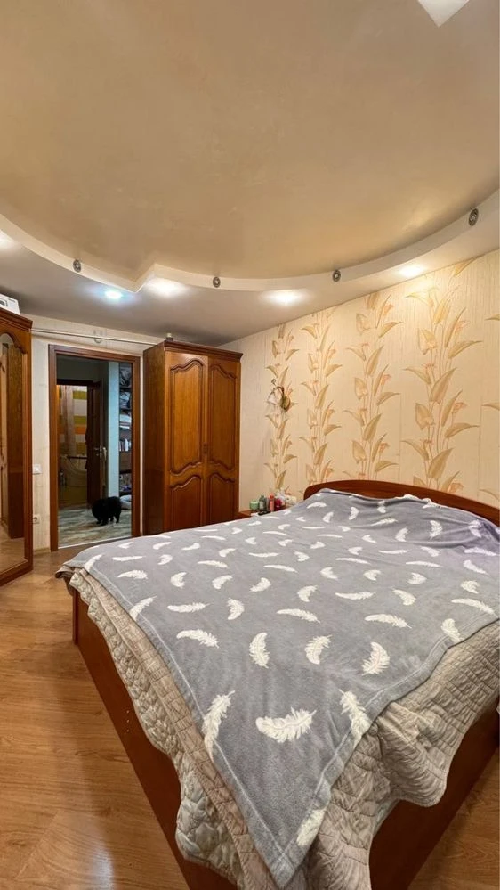 For Sale: 2-bedroom apartment in Cheremushki - Heroes Street