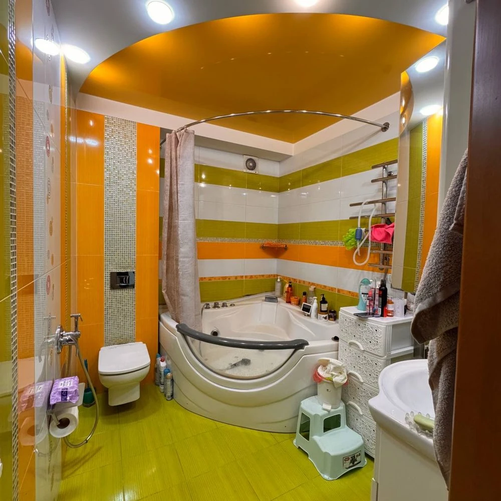 For Sale: 2-bedroom apartment in Cheremushki - Heroes Street