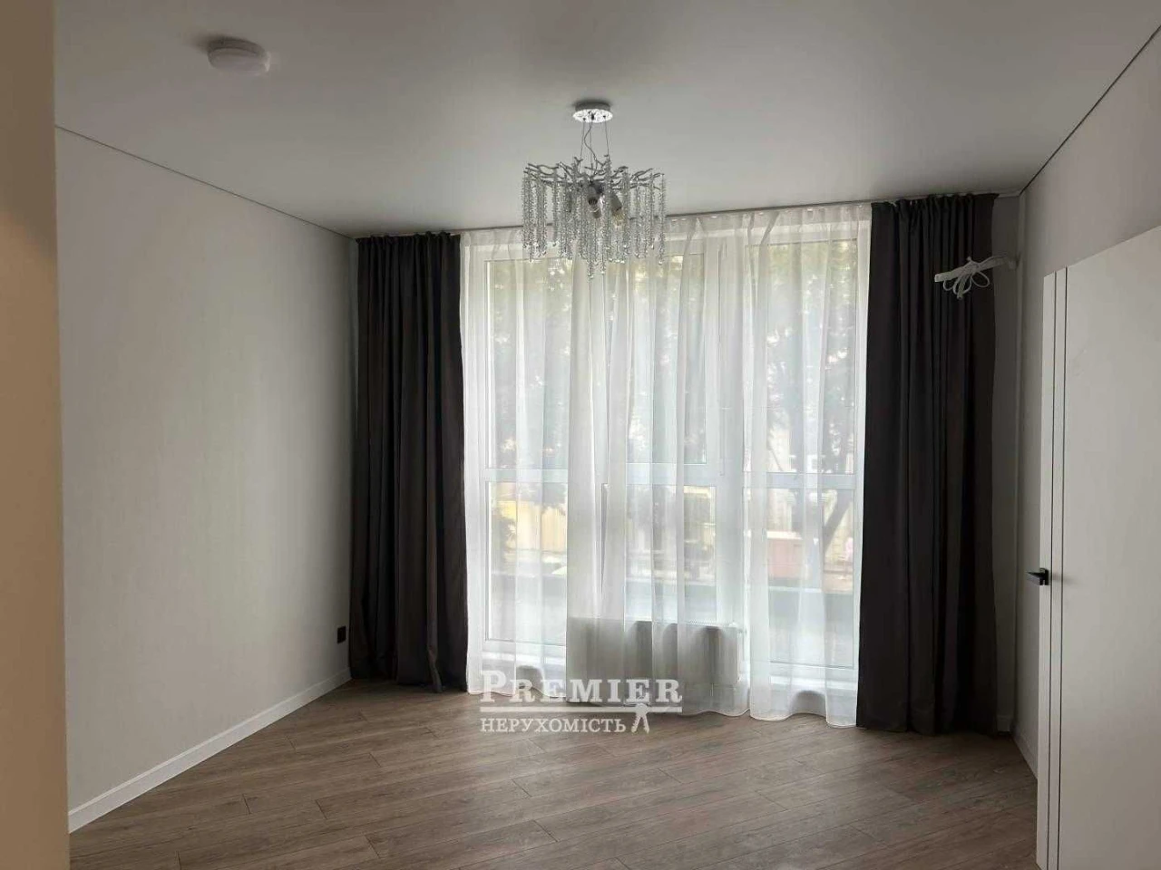 Spacious one-bedroom apartment for sale in