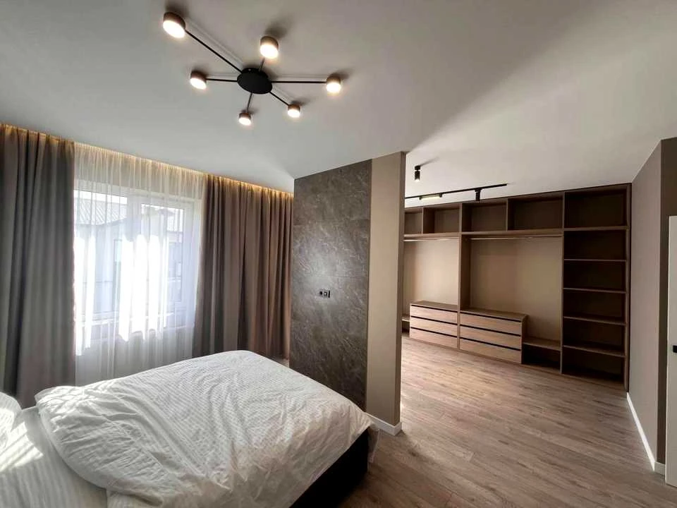 House. Ivano-Frankivsk, Buzkova
