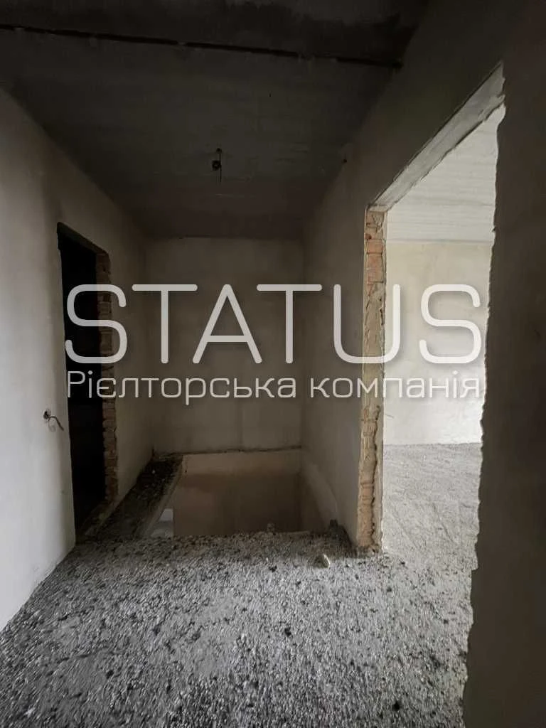 Sale of a two-level apartment in a new building. Levda.