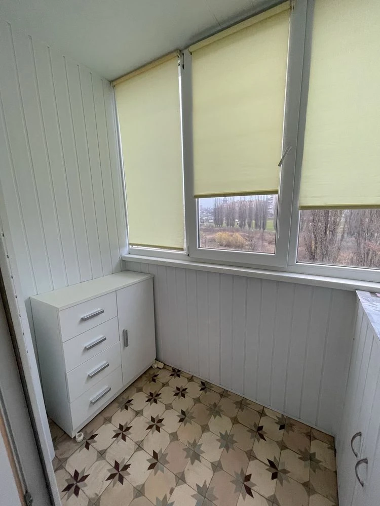 Spacious 2-bedroom apartment with renovation and furniture