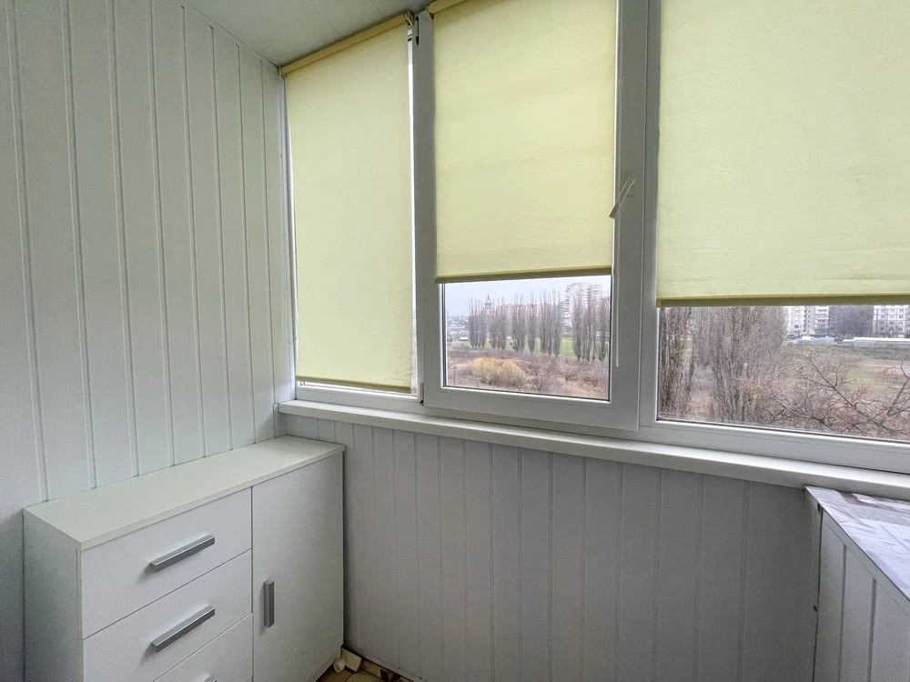 Spacious 2-bedroom apartment with renovation and furniture