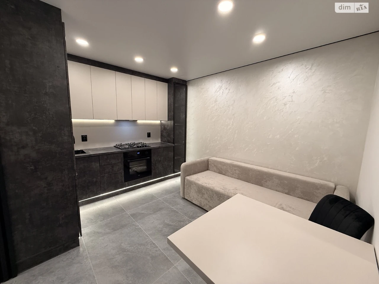 Sale of Apartment in Microdistrict No. 6