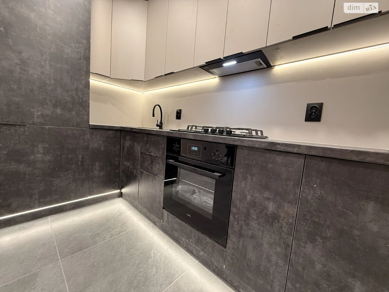 Sale of Apartment in Microdistrict No. 6