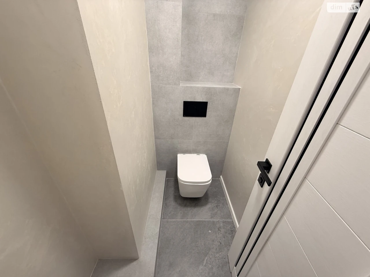Sale of Apartment in Microdistrict No. 6