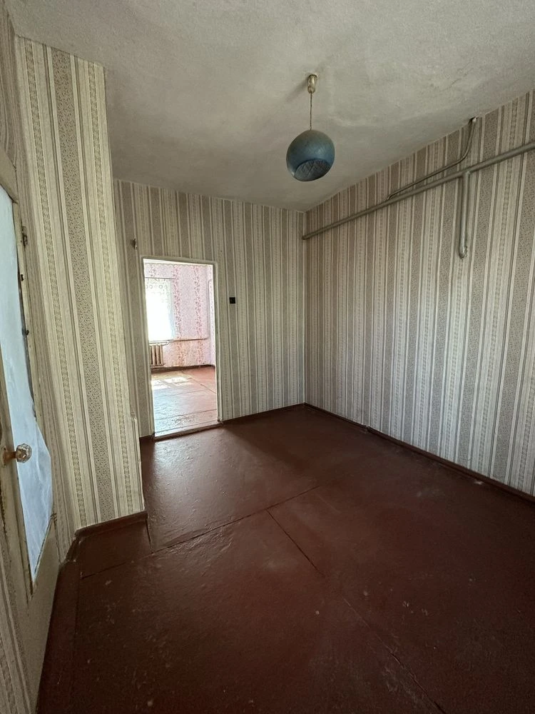 Sale of a house 74 sq.m, (Renovation)