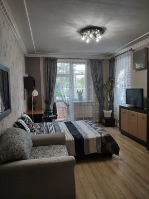 Sale of a 3-room new building in the city center, Kyivska