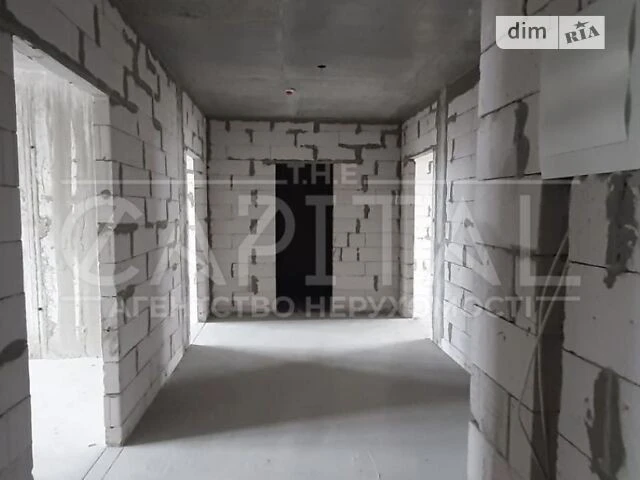 Sale of 3-room apartment 86 sq. m. on Akademika Zabolotnogo St. 15