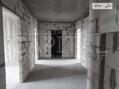 Sale of 3-room apartment 86 sq. m. on Akademika Zabolotnogo St. 15