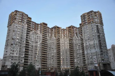 Продається 3-кімнатна квартира, проспект Петра Григоренка, 22/20